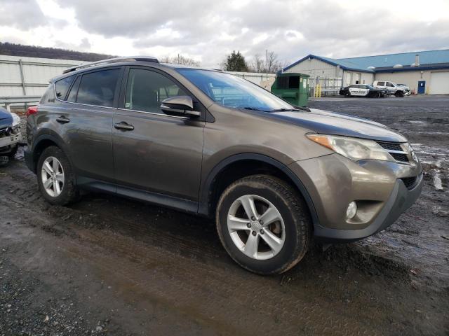 Photo 4 from auction – 2014 TOYOTA RAV4 XLE with VIN JTMWFREV3ED036024
