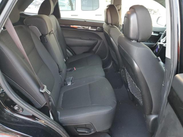 Photo 10 from auction – 2015 KIA SORENTO LX with VIN 5XYKTCA62FG608058