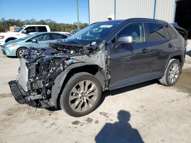 TOYOTA RAV4 XLE P 2020 with VIN JTMC1RFV3LD521728 - Photo from auction