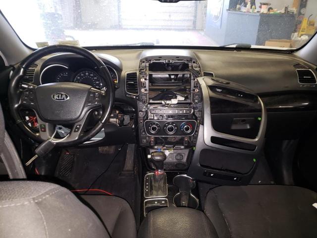 Photo 8 from auction – 2014 KIA SORENTO LX with VIN 5XYKTCA61EG549941