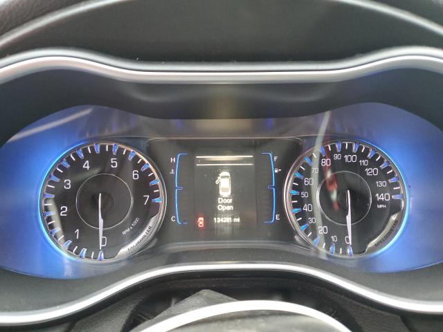 Photo 9 from auction – 2015 CHRYSLER 200 LIMITE with VIN 1C3CCCAB7FN596830