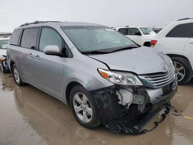 Photo 4 from auction – 2015 TOYOTA SIENNA LE with VIN 5TDKK3DC4FS676790