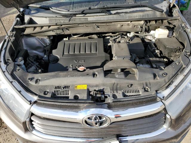 Photo 12 from auction – 2016 TOYOTA HIGHLANDER with VIN 5TDZKRFHXGS165290