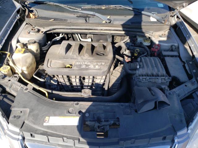 Photo 11 from auction – 2013 CHRYSLER 200 LX with VIN 1C3CCBABXDN559620