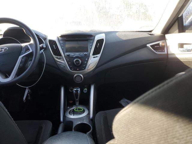 Photo 8 from auction – 2016 HYUNDAI VELOSTER with VIN KMHTC6AD5GU303122