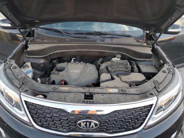 Photo 11 from auction – 2015 KIA SORENTO LX with VIN 5XYKTCA62FG608058