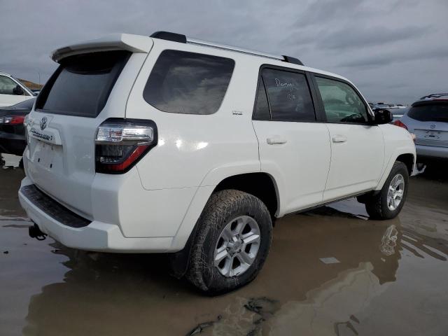 Photo 3 from auction – 2021 TOYOTA 4RUNNER SR with VIN JTEMU5JR4M5933792