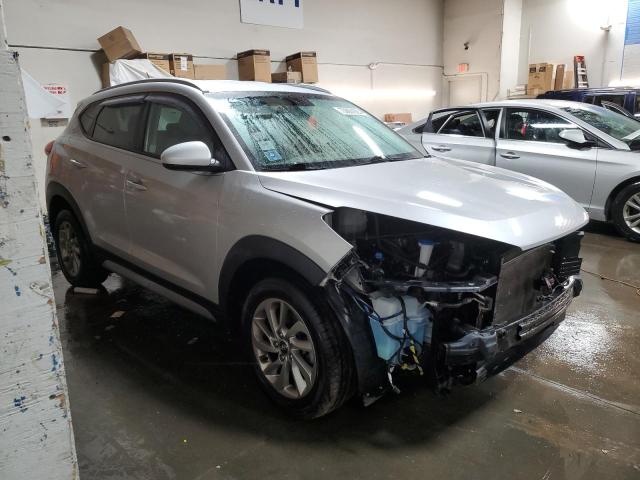 Photo 4 from auction – 2017 HYUNDAI TUCSON LIM with VIN KM8J3CA49HU268611