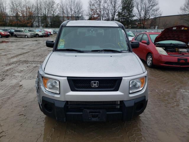Photo 5 from auction – 2006 HONDA ELEMENT EX with VIN 5J6YH28706L022915