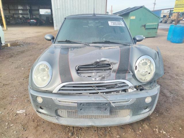 Photo 5 from auction – 2006 MINI COOPER S with VIN WMWRH335X6TK57907