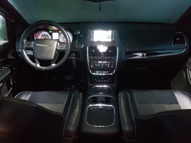 Photo 8 from auction – 2015 CHRYSLER TOWN & COU with VIN 2C4RC1HG4FR584214