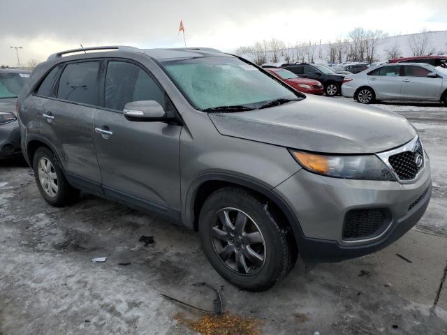 Photo 4 from auction – 2013 KIA SORENTO LX with VIN 5XYKTDA20DG422647
