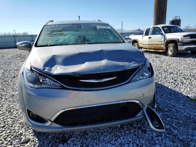 Photo 5 from auction – 2017 CHRYSLER PACIFICA L with VIN 2C4RC1GG1HR609400