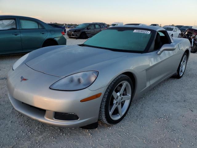 CHEVROLET CORVETTE 2005 with VIN 1G1YY24U555105592 - Photo from auction