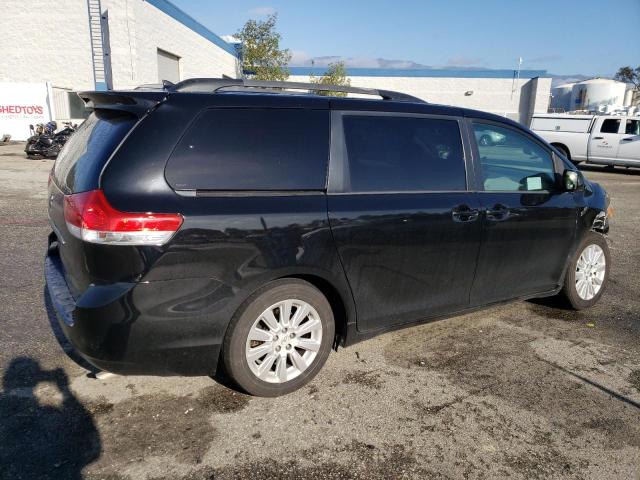 Photo 3 from auction – 2012 TOYOTA SIENNA XLE with VIN 5TDYK3DC7CS227772