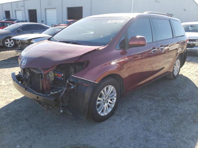 Photo 1 from auction – 2011 TOYOTA SIENNA XLE with VIN 5TDYK3DCXBS103798