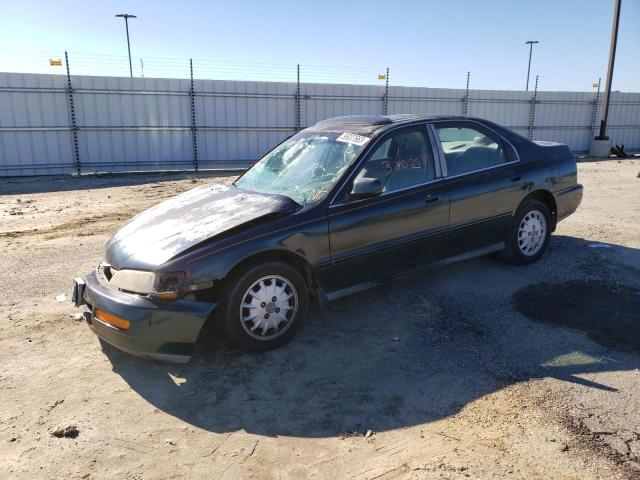 HONDA ACCORD EX 1996 with VIN 1HGCD5657TA172799 - Photo from auction