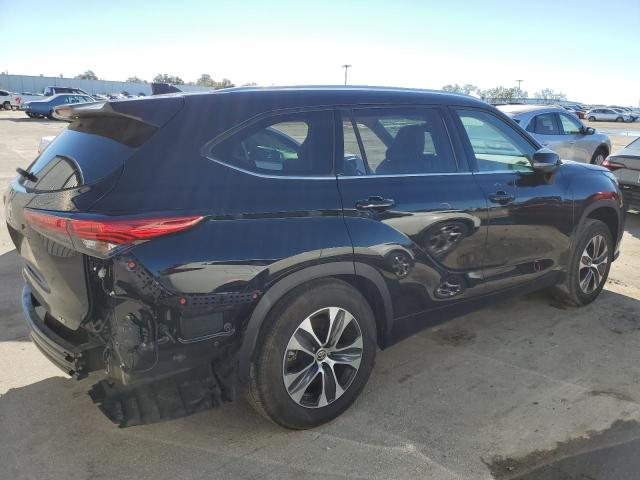Photo 3 from auction – 2020 TOYOTA HIGHLANDER with VIN 5TDGZRAH2LS511028