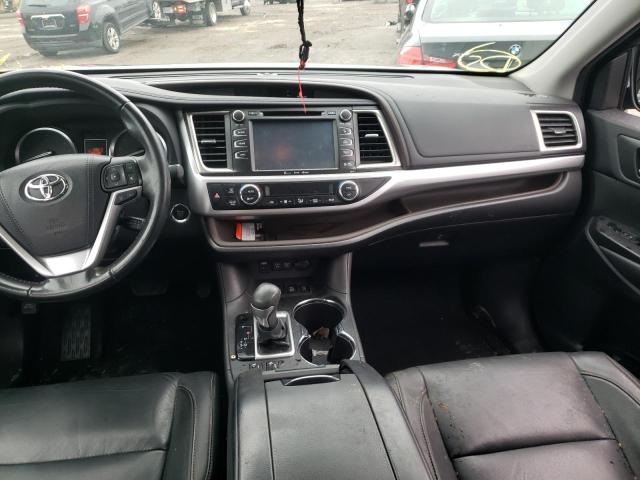 Photo 8 from auction – 2018 TOYOTA HIGHLANDER with VIN 5TDJZRFH4JS820656
