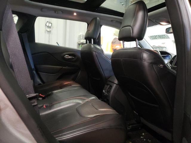 Photo 11 from auction – 2019 JEEP CHEROKEE T with VIN 1C4PJMBN0KD237742