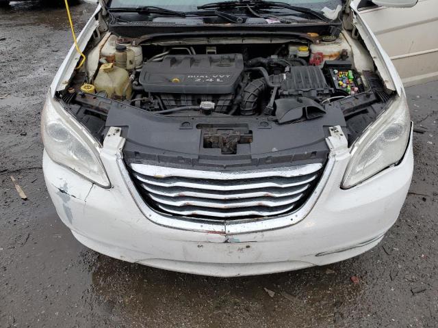 Photo 11 from auction – 2011 CHRYSLER 200 LX with VIN 1C3BC4FB4BN552384