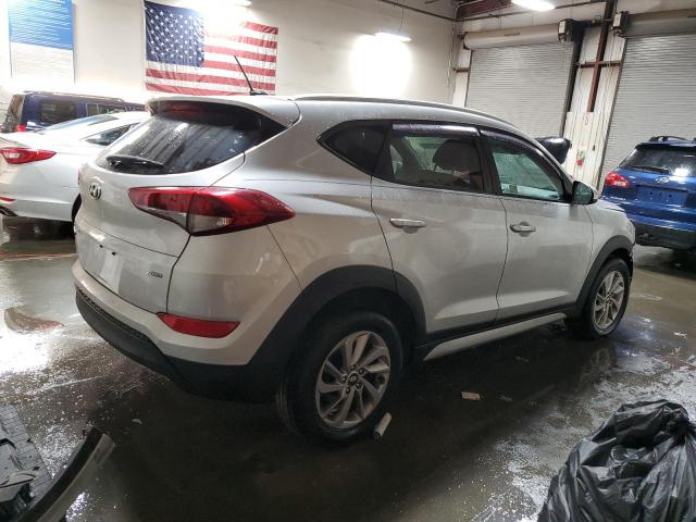Photo 3 from auction – 2017 HYUNDAI TUCSON LIM with VIN KM8J3CA49HU268611