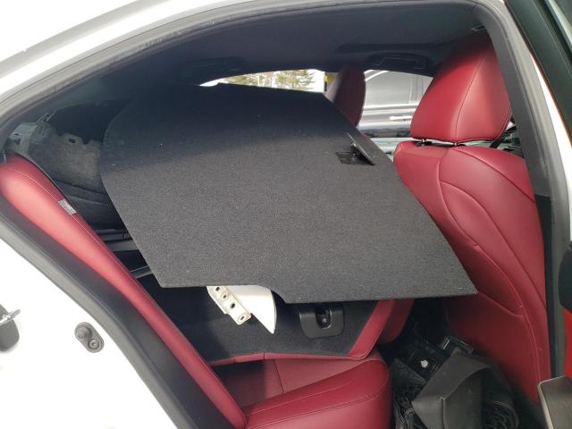 Photo 10 from auction – 2019 LEXUS IS 300 with VIN JTHC81D24K5038293