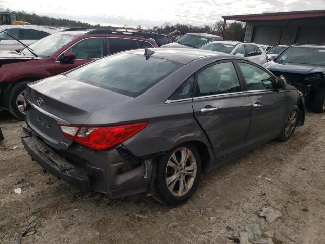 Photo 3 from auction – 2011 HYUNDAI SONATA SE with VIN 5NPEC4AC1BH290896