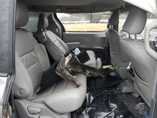 Photo 11 from auction – 2018 TOYOTA SIENNA XLE with VIN 5TDYZ3DC6JS929591