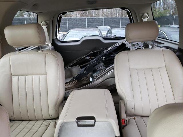 Photo 10 from auction – 2004 LINCOLN NAVIGATOR with VIN 5LMFU28R74LJ32957