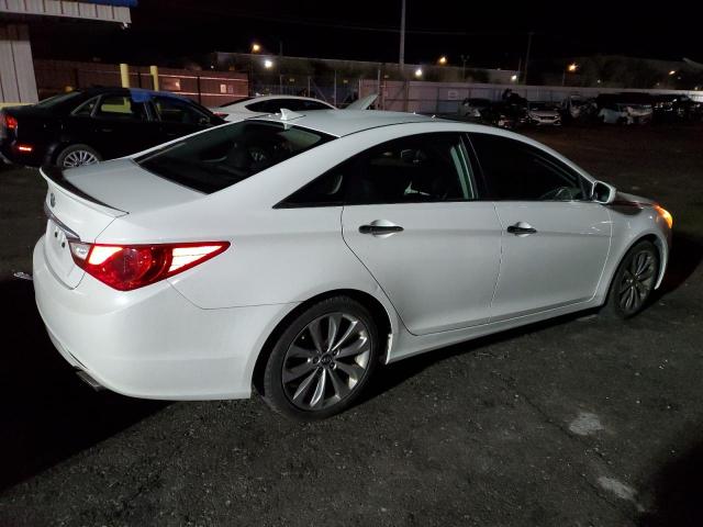 Photo 3 from auction – 2013 HYUNDAI SONATA SE with VIN 5NPEC4AC6DH705505
