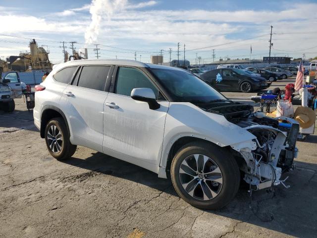 Photo 4 from auction – 2020 TOYOTA HIGHLANDER with VIN 5TDHZRAH5LS503624