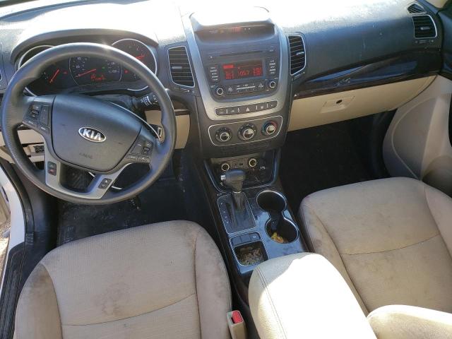 Photo 8 from auction – 2015 KIA SORENTO LX with VIN 5XYKT4A70FG610065