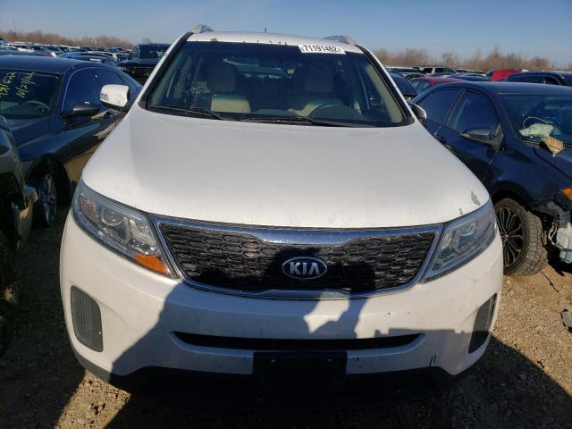 Photo 5 from auction – 2015 KIA SORENTO LX with VIN 5XYKT4A70FG610065