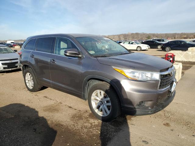 Photo 4 from auction – 2016 TOYOTA HIGHLANDER with VIN 5TDZKRFHXGS165290