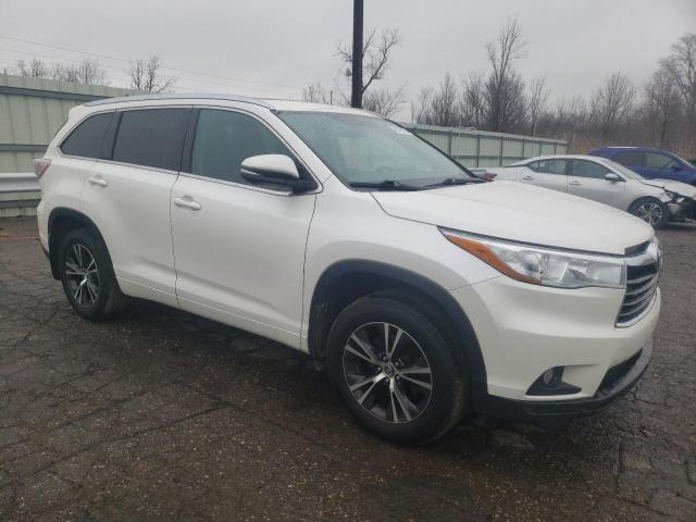 Photo 4 from auction – 2016 TOYOTA HIGHLANDER with VIN 5TDJKRFH0GS226613