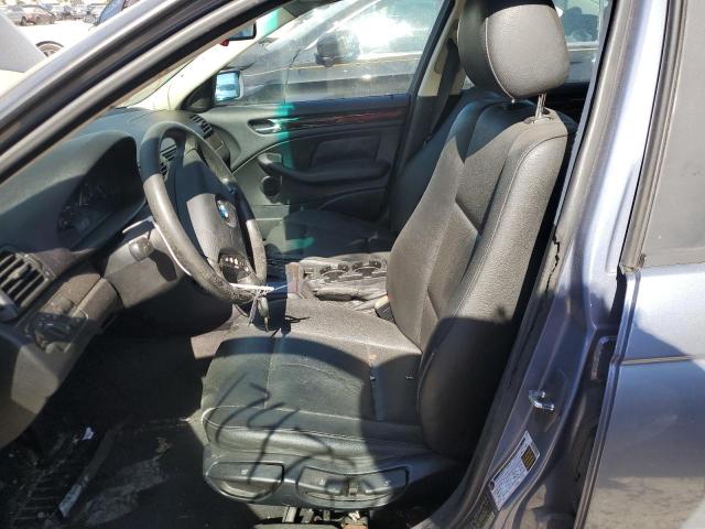 Photo 7 from auction – 2005 BMW 325 I with VIN WBAEV33465KW19167