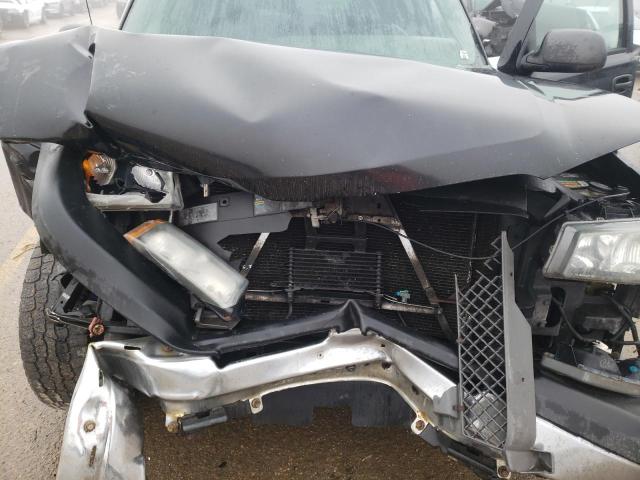 Photo 11 from auction – 2004 CHEVROLET SILVERADO with VIN 2GCEK13T541434176