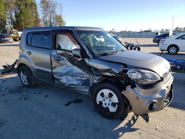 Photo 4 from auction – 2013 KIA SOUL with VIN KNDJT2A54D7634944