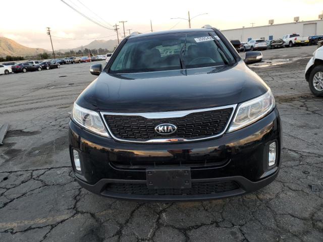 Photo 5 from auction – 2015 KIA SORENTO LX with VIN 5XYKTCA62FG608058