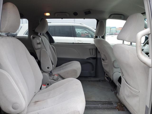 Photo 11 from auction – 2013 TOYOTA SIENNA LE with VIN 5TDKK3DC0DS315828