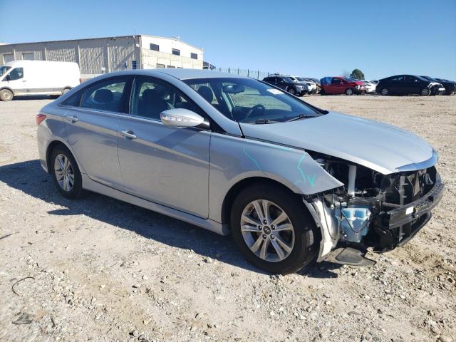 Photo 4 from auction – 2014 HYUNDAI SONATA GLS with VIN 5NPEB4AC7EH934599
