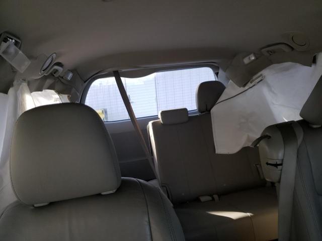 Photo 10 from auction – 2016 TOYOTA SIENNA XLE with VIN 5TDYK3DC7GS693501