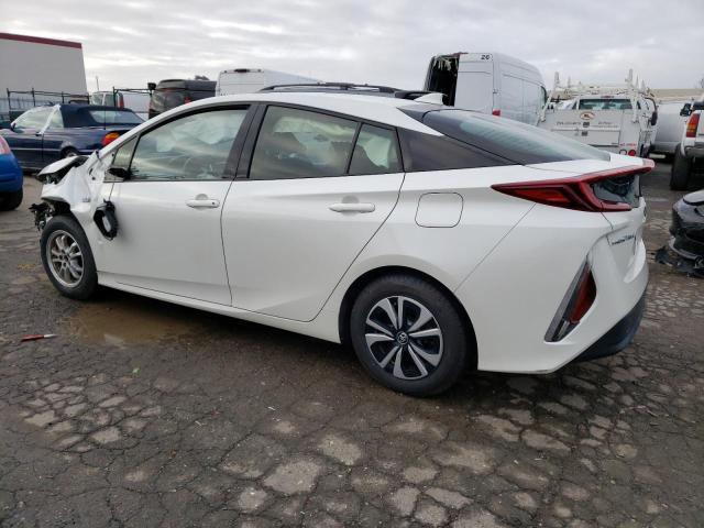 Photo 2 from auction – 2017 TOYOTA PRIUS PRIM with VIN JTDKARFP7H3060513
