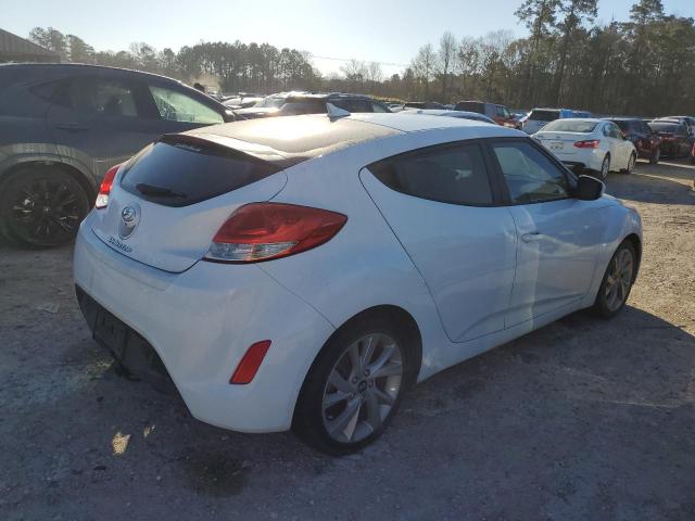 Photo 3 from auction – 2016 HYUNDAI VELOSTER with VIN KMHTC6AD5GU303122