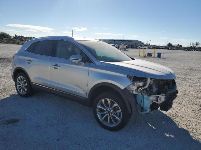 Photo 4 from auction – 2018 LINCOLN MKC SELECT with VIN 5LMCJ2C93JUL28872