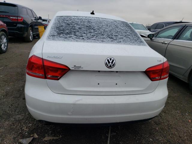 Photo 6 from auction – 2015 VOLKSWAGEN PASSAT S with VIN 1VWAT7A39FC093344