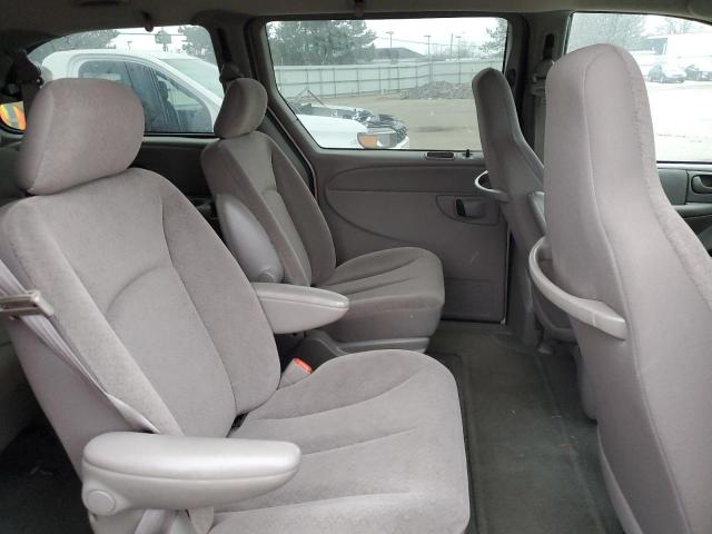 Photo 11 from auction – 2002 CHRYSLER TOWN & COU with VIN 2C4GP44352R645225