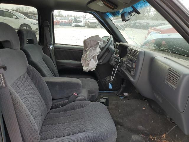 Photo 7 from auction – 1997 CHEVROLET BLAZER with VIN 1GNDT13W6V2165343