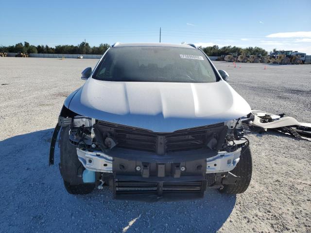 Photo 5 from auction – 2018 LINCOLN MKC SELECT with VIN 5LMCJ2C93JUL28872
